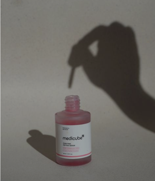 Medicube peptide serum, beauty content
